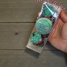 Load image into Gallery viewer, Chocolate dipped Strawberry waxmelts