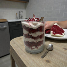 Load image into Gallery viewer, Velvet Crumble Bliss Candle