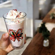 Load image into Gallery viewer, Peppermint Milkshake Treat Candle