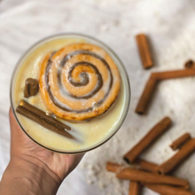 Load image into Gallery viewer, Iced Cinnamon Roll Candle