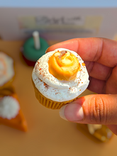 Load image into Gallery viewer, Baked with Fall Love Waxmelts