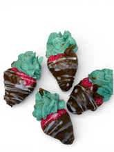 Load image into Gallery viewer, Chocolate dipped Strawberry waxmelts

