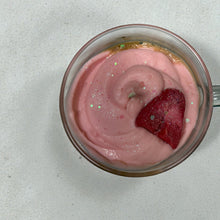 Load image into Gallery viewer, Berry In Love Latte
