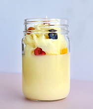 Load image into Gallery viewer, Rainbow Loop Dessert Candle
