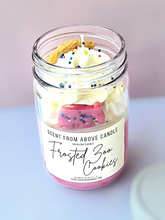 Load image into Gallery viewer, Frosted Zoo Cookie Candle
