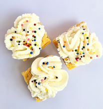 Load image into Gallery viewer, Sweet Celebration Birthday Cake Waxmelts
