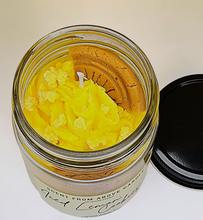 Load image into Gallery viewer, Iced Lemon Cookie Dessert Candle
